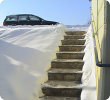 eine eisfreie Treppe